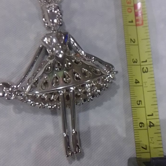 Beautiful Little Princess Necklace! - Picture 5 of 6